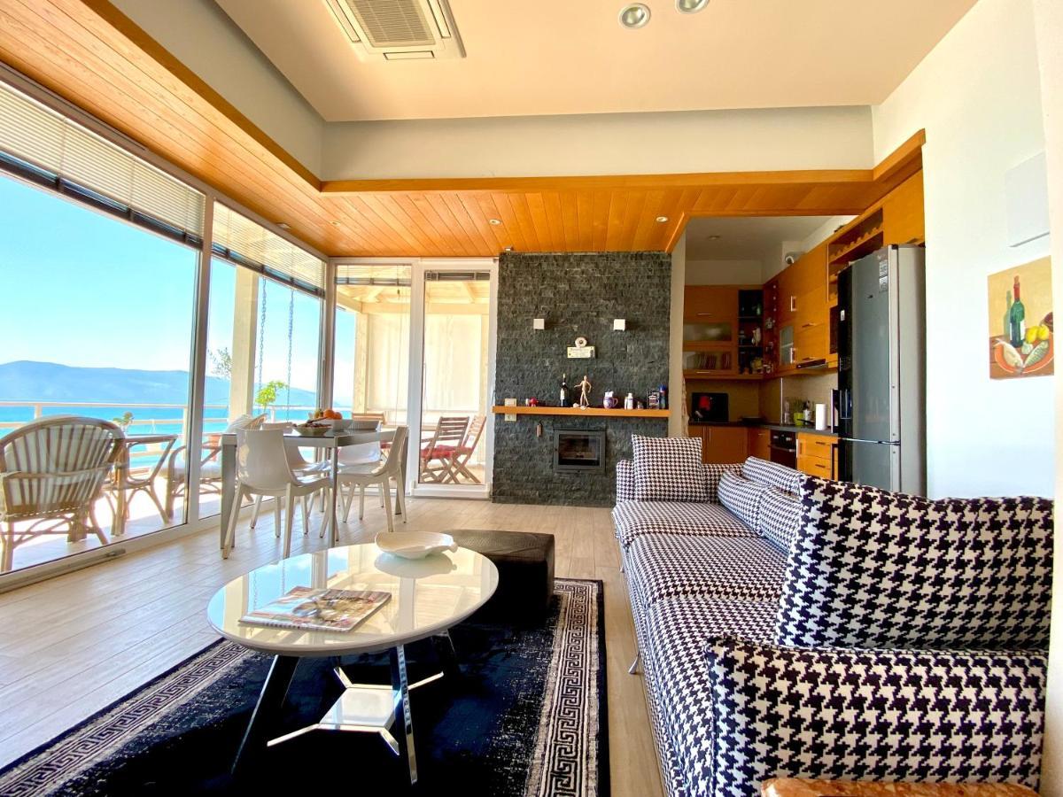 Апартаменти Eka Luxury Seaview