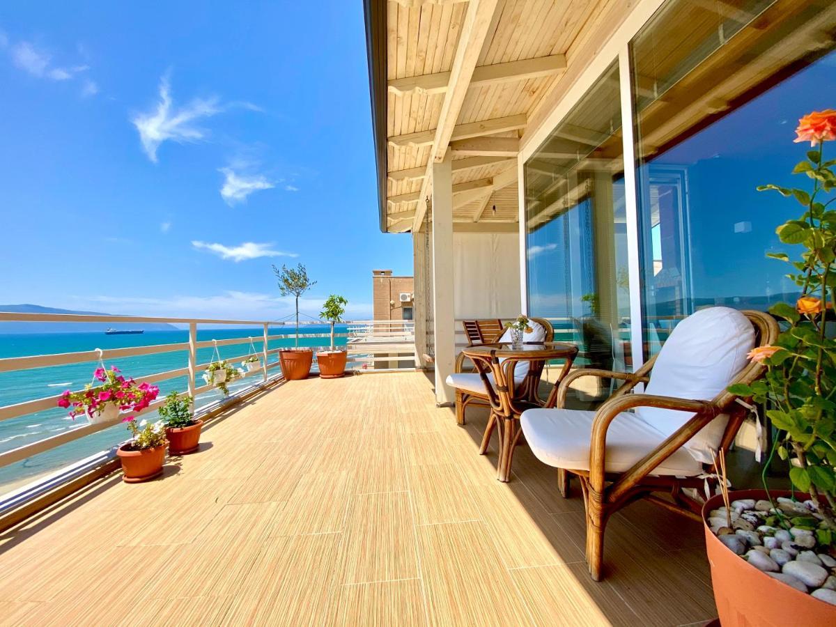 Eka Luxury Seaview Апартаменти *