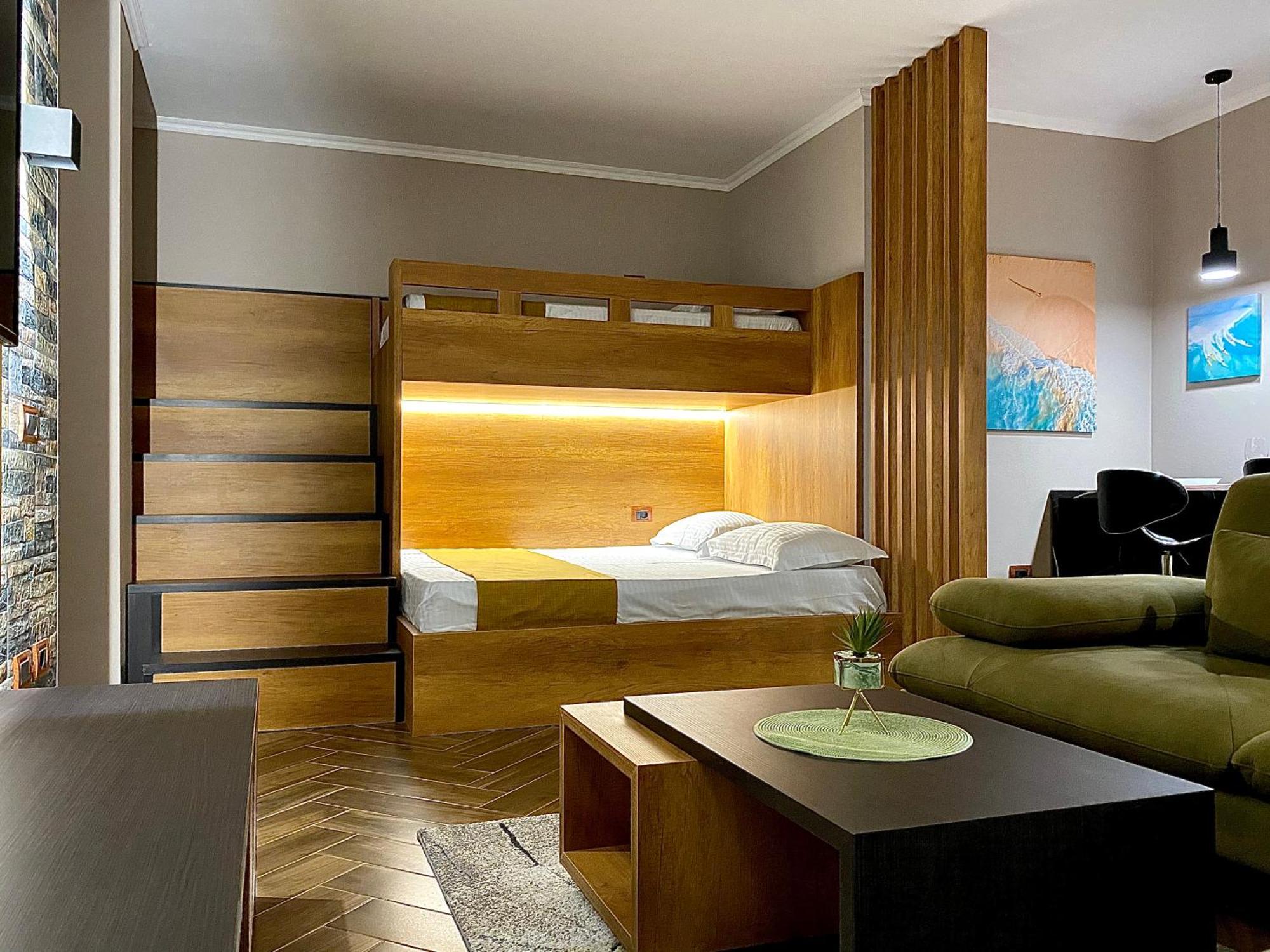 Eka Luxury Seaview Вльора