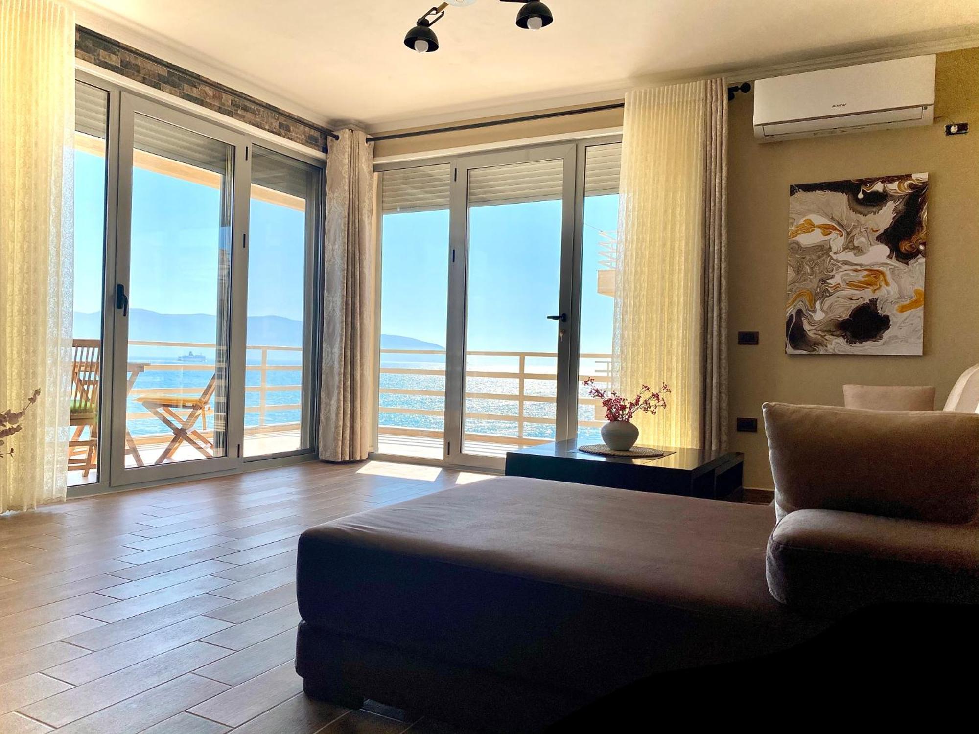 Апартаменти Eka Luxury Seaview Вльора