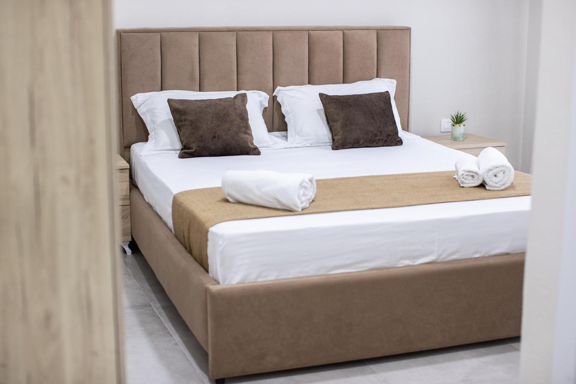Eka Luxury Seaview Апартаменти *