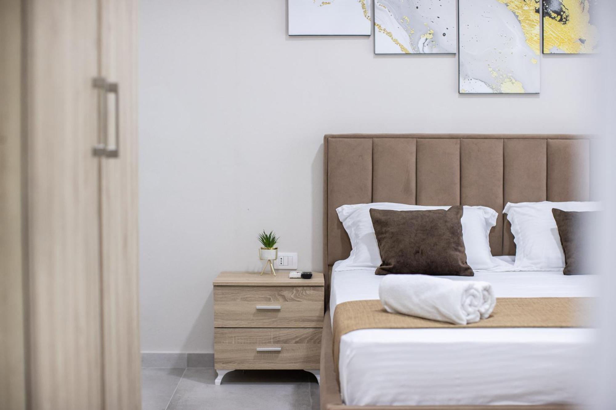Eka Luxury Seaview Вльора